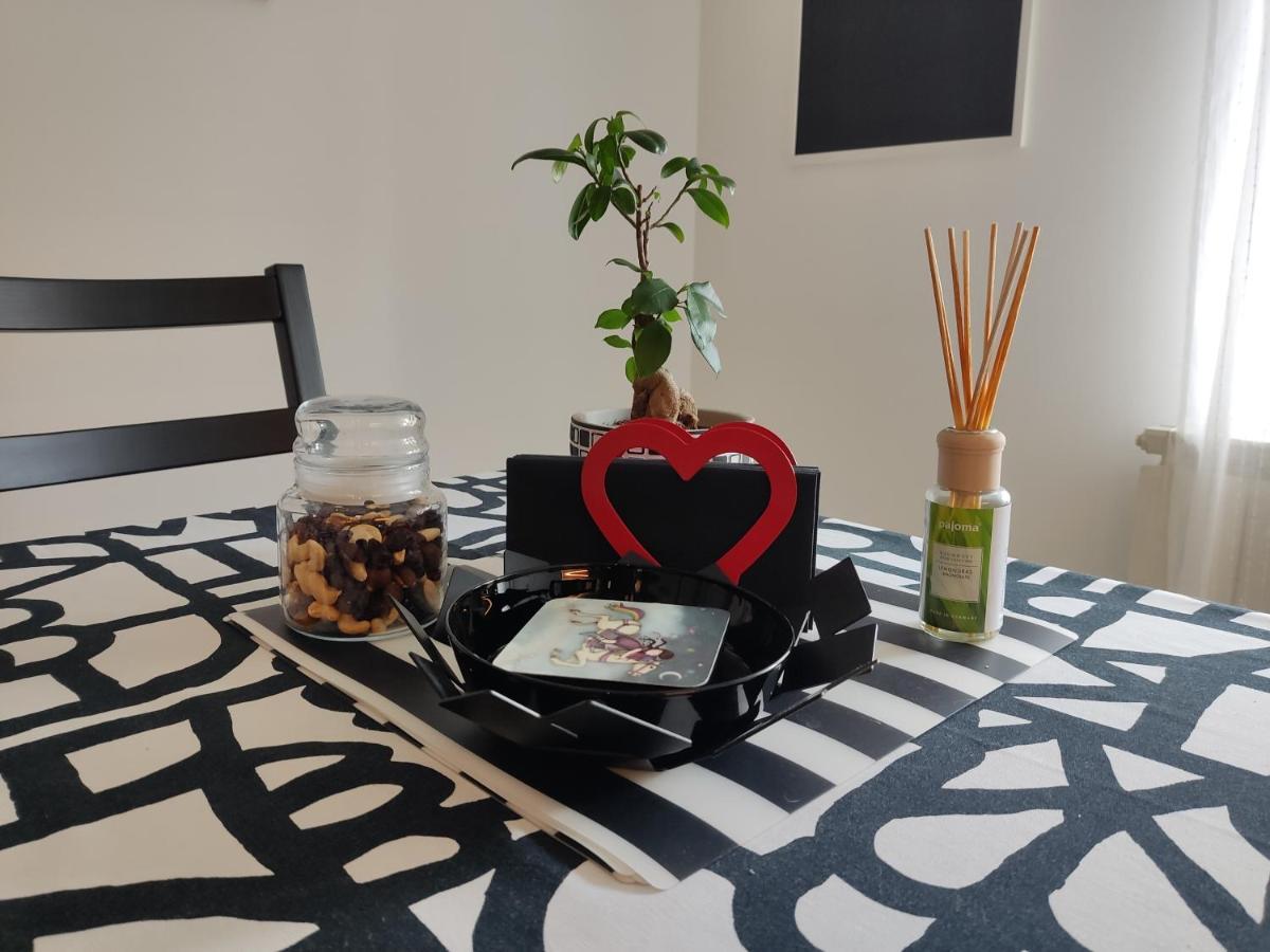 Petit Coco Apartment Загреб Екстериор снимка
