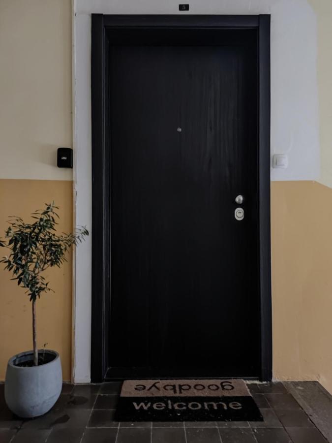 Petit Coco Apartment Загреб Екстериор снимка